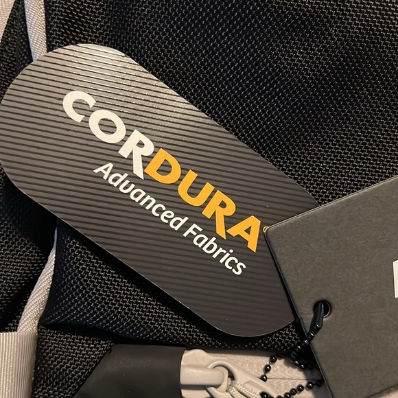 Rare limited edition Aer Rennsport Reunion travel bag / backpack - Picture 5 of 16